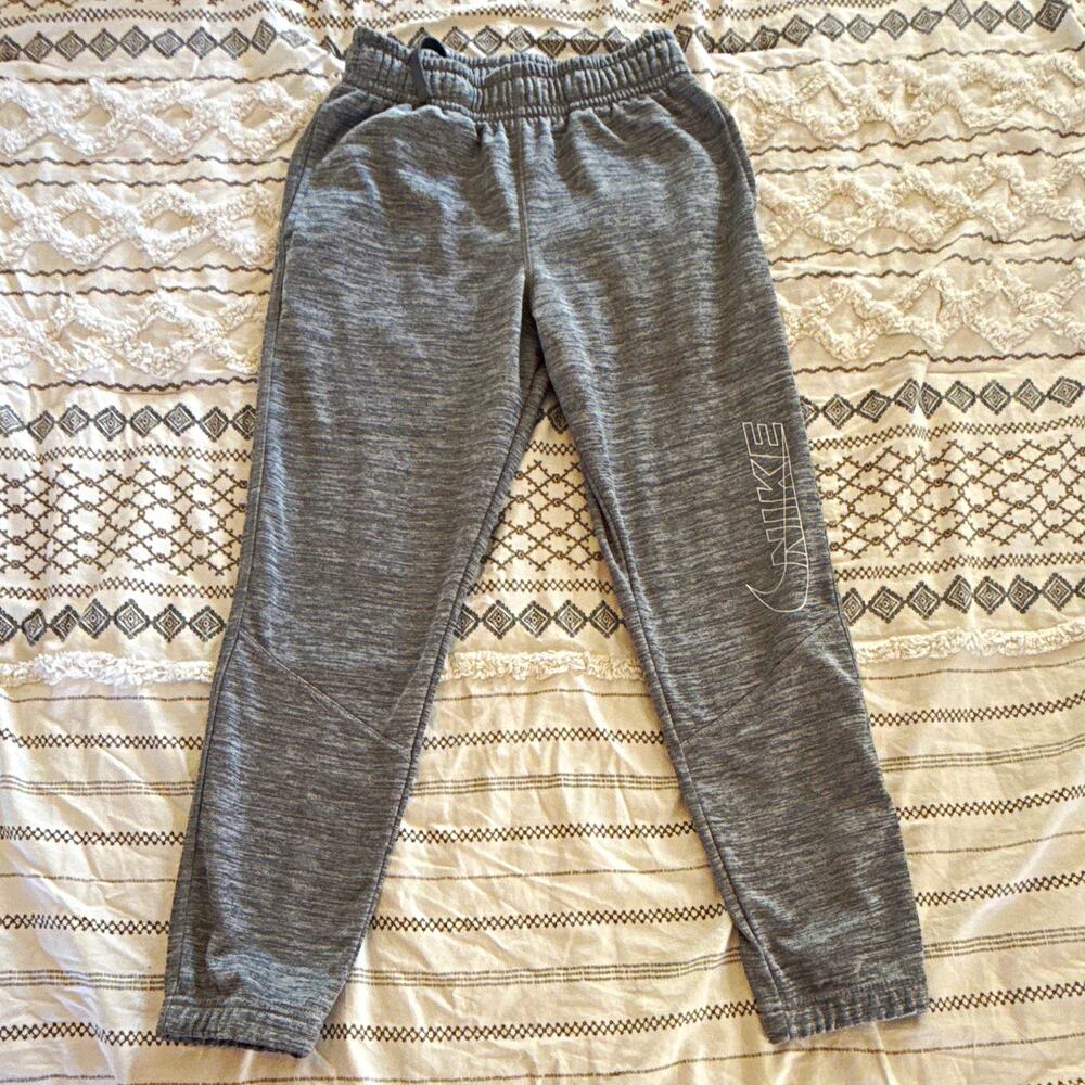 Nike Therma-FIT Boys M Gray Heathered Jogger Pants Fleece Pockets
